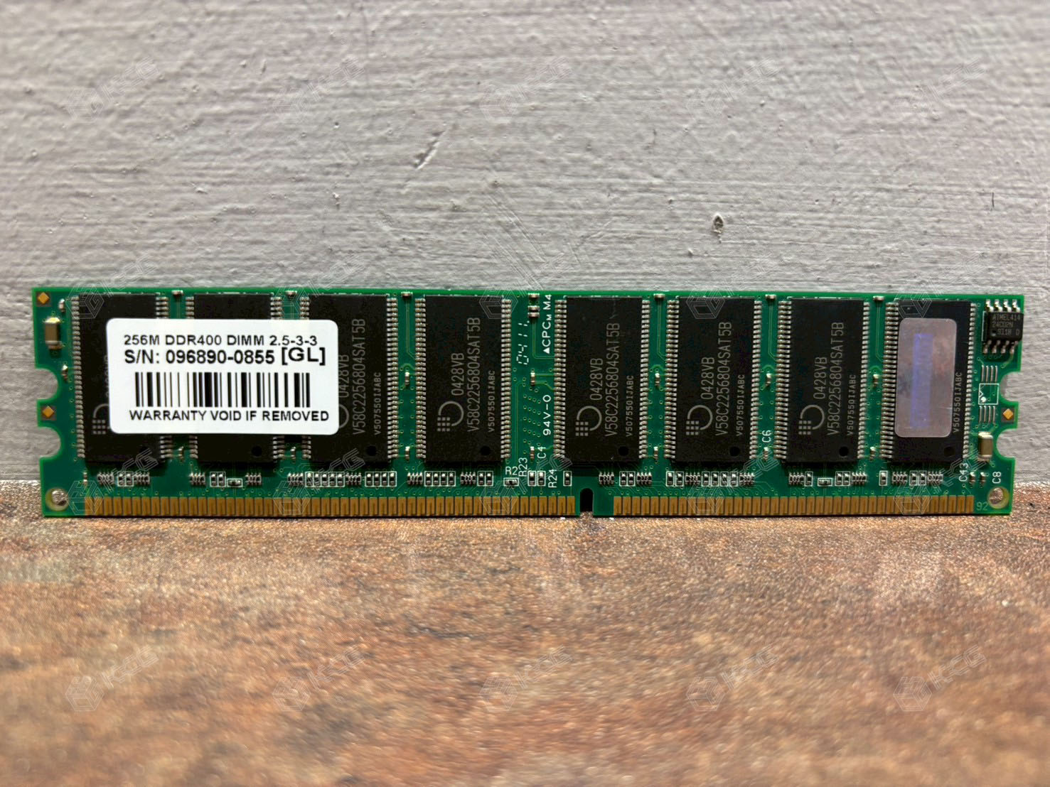 TRANSCEND<br/>DDR400 256MB DIMM 2.5-3-3