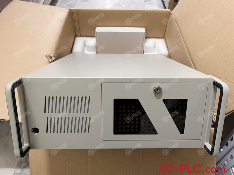 RM-585C
