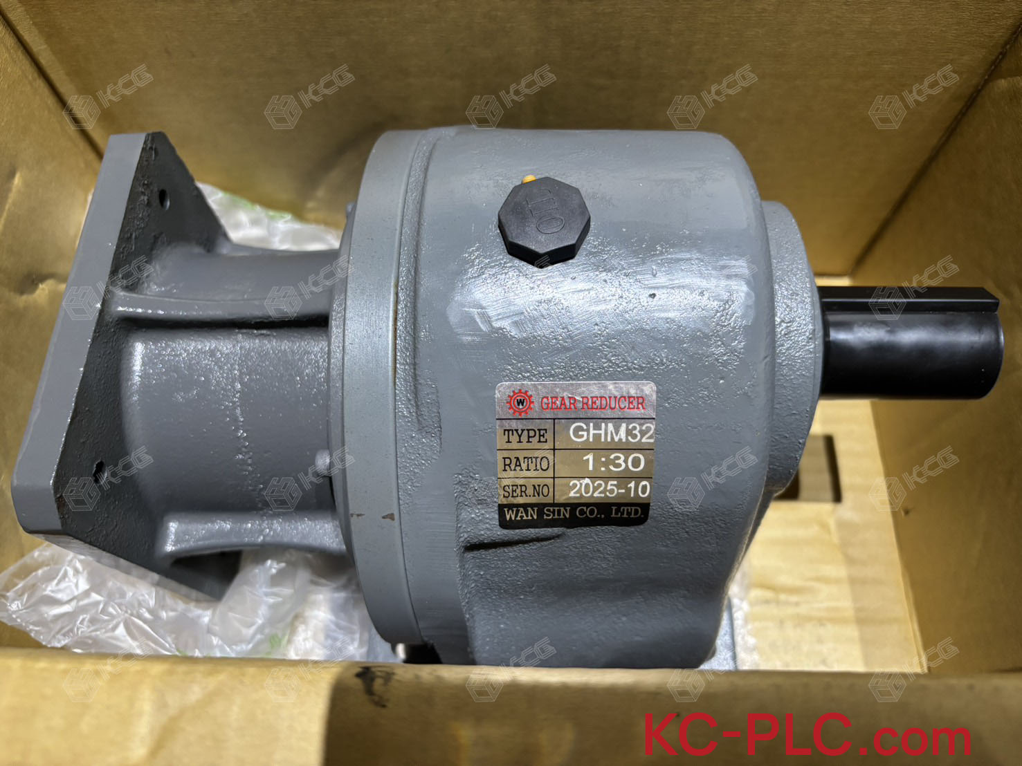 WAN SIN<br/>GHM32　1:30