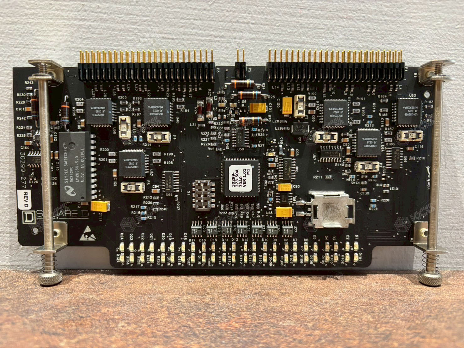 AMAT　SQUARE D<br/>0190-71353-01<br/>INTERGRATED DIGITAL 0524<br/>30299-277 REV.D