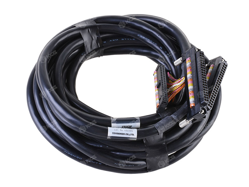 TOGI<br/>KB40N-4F1H-LA1-3MB